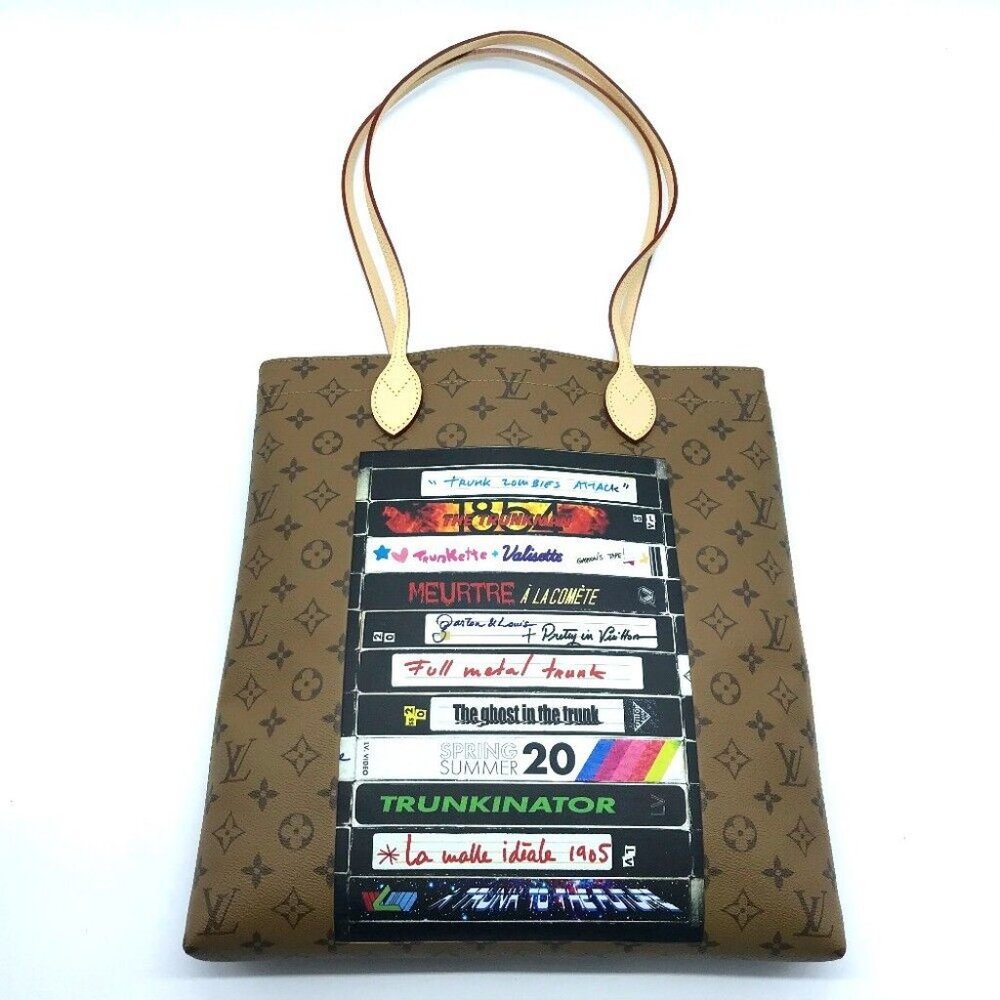 AUTHENTIC UNUSED LOUIS VUITTON Monogram Reverse Video Print Carry it Tote Bag